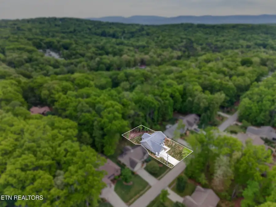 113 Highgate Drive, Crossville, TN 38558 - #2