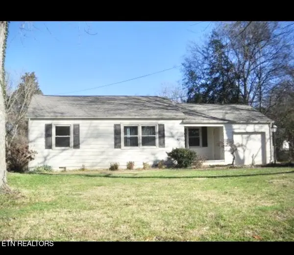 6006 Arcadia Drive, Knoxville, TN 37920