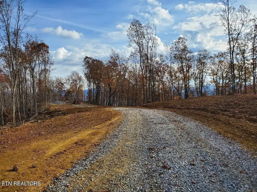 Hilltop St, Huntsville, TN 37756 - #2