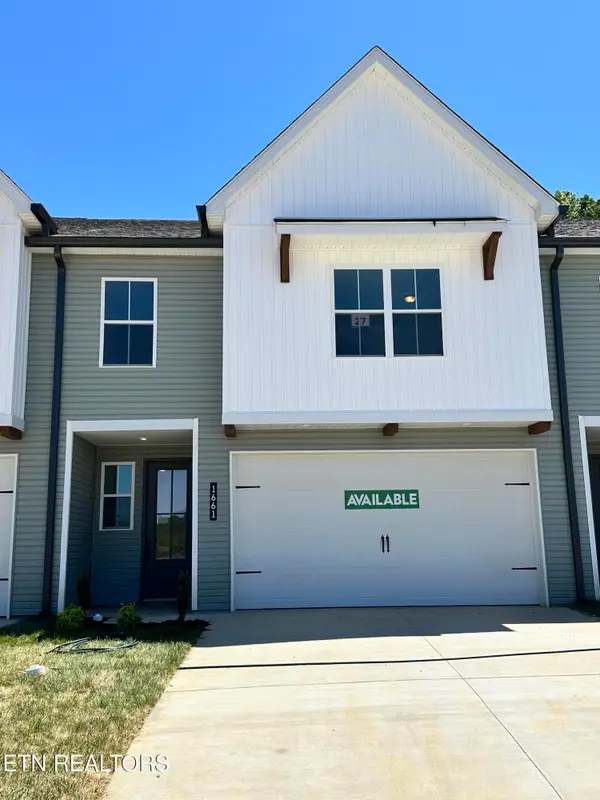 1661 Lateglow Way, Knoxville, TN 37931