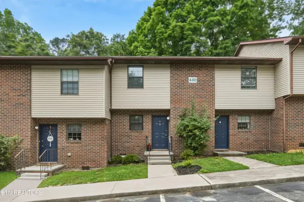 446 Tammy Drive #8, Powell, TN 37849