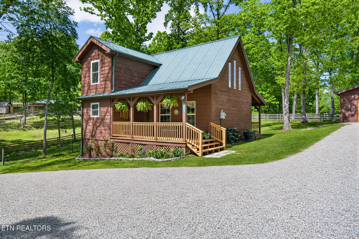 512 Spruce Creek Drive, Jamestown, TN 38556 - #1