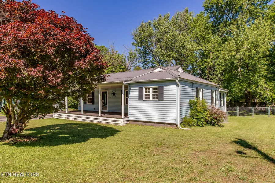 1113 Mayflower Rd, Kingston, TN 37763 - #2