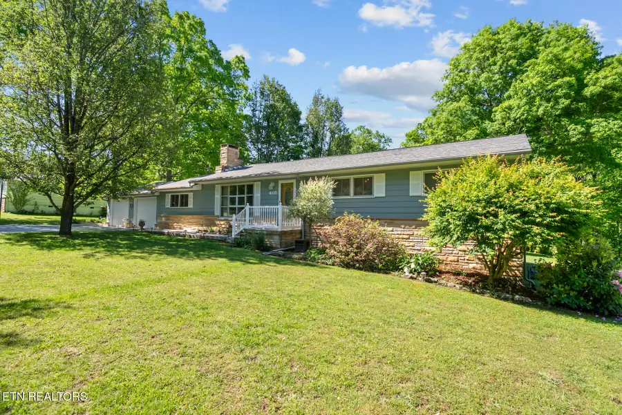 405 Halstead Drive, Crossville, TN 38555 - #2