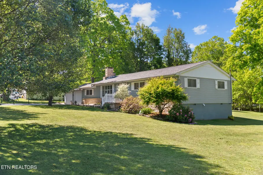 405 Halstead Drive, Crossville, TN 38555 - #3