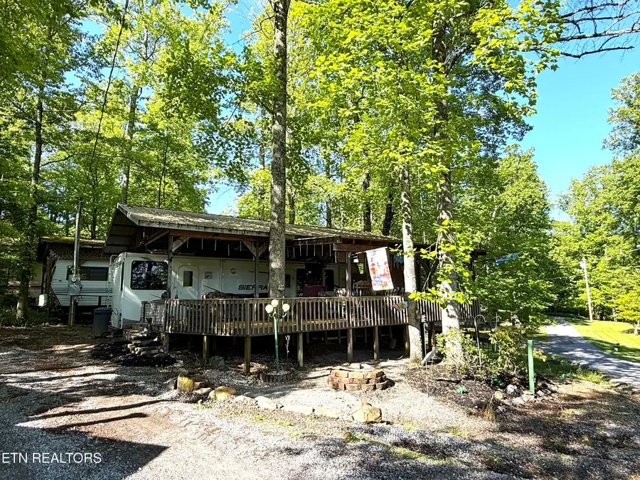 605 Lily Way, Cosby, TN 37722 - #2
