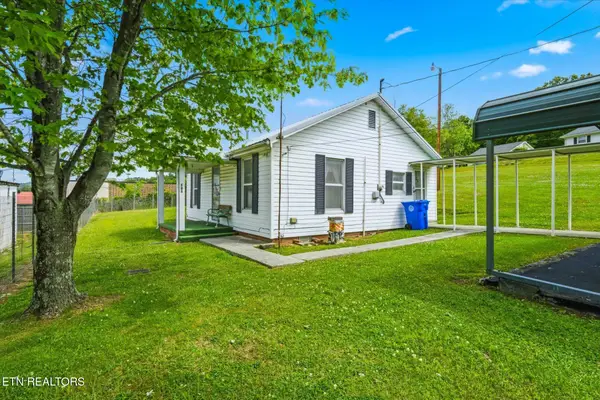 101 Dowlen Lane, Rocky Top, TN 37769