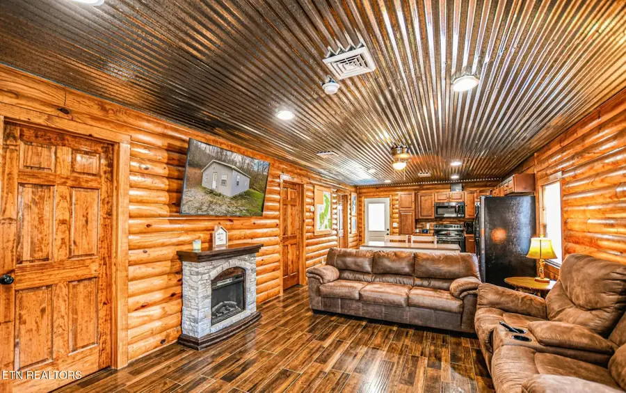 635 Briceville Hwy, Rocky Top, TN 37769 - #3