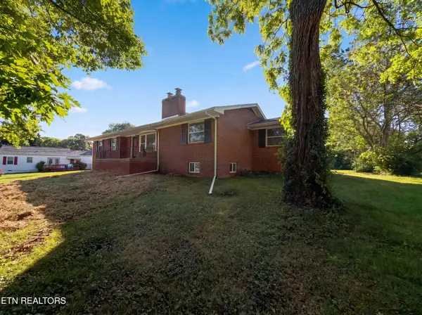 1204 Britton Drive, Knoxville, TN 37912