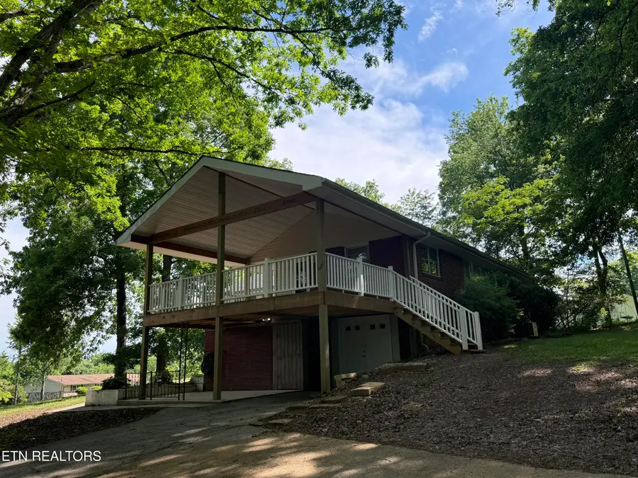 104 Mainsail Rd, Kingston, TN 37763 - #2