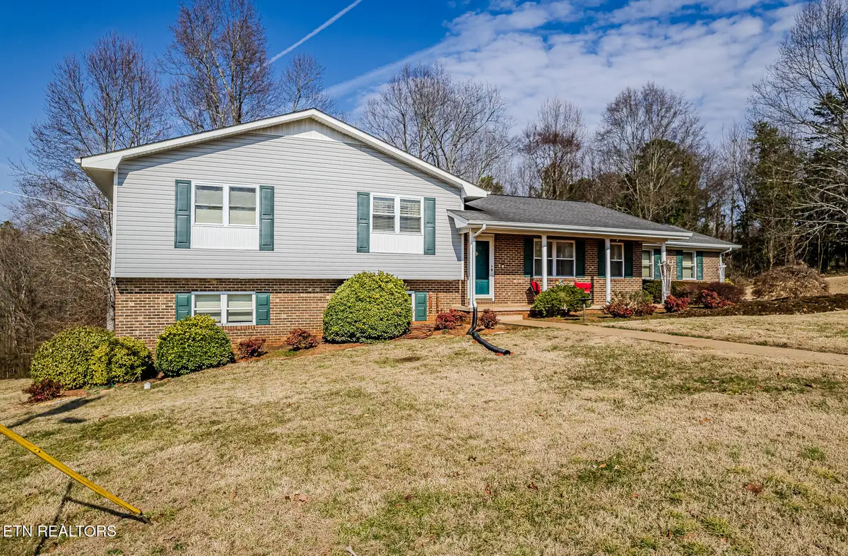 1107 Brentwood Drive, Etowah, TN 37331 - #1