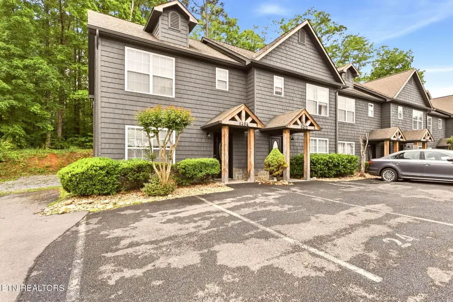 1424 William Holt Blvd, Sevierville, TN 37862 - #2