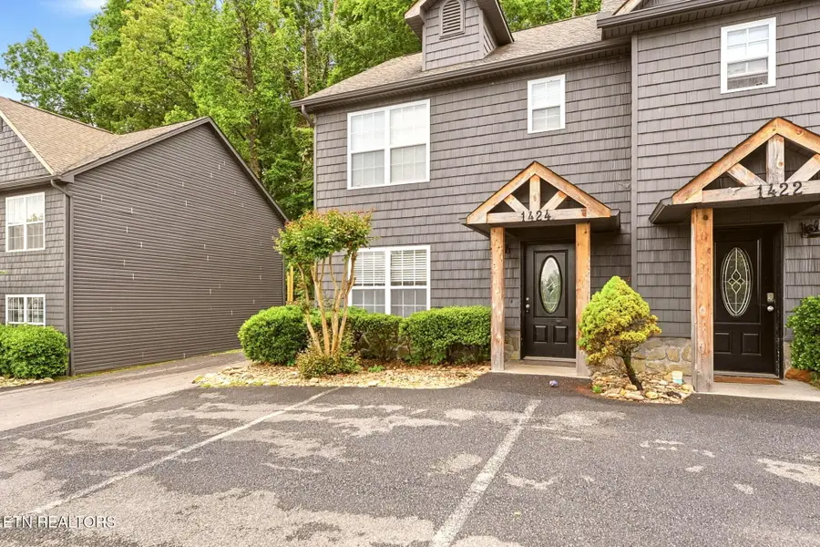 1424 William Holt Blvd, Sevierville, TN 37862 - #3