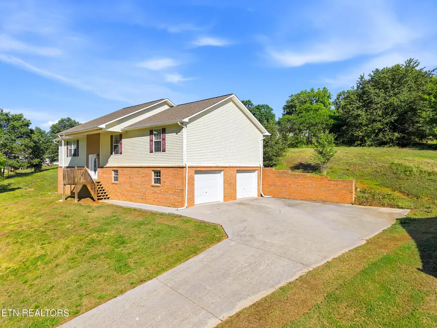 1690 River Bend Rd, Sevierville, TN 37876 - #2