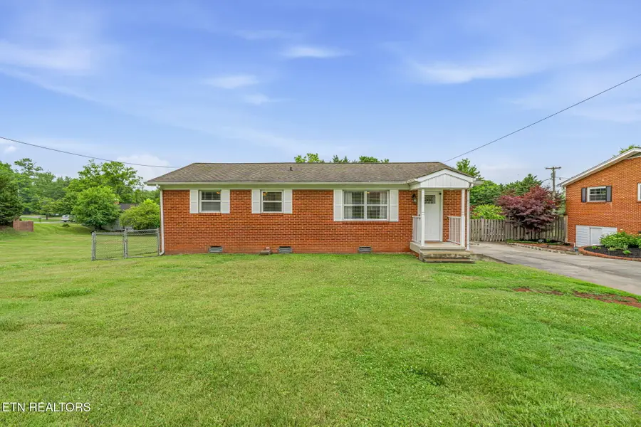 707 W King St, Jefferson City, TN 37760 - #2