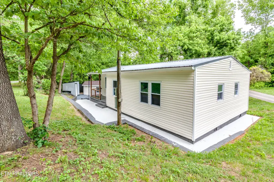 601 Carrie Circle, Strawberry Plains, TN 37871 - #2