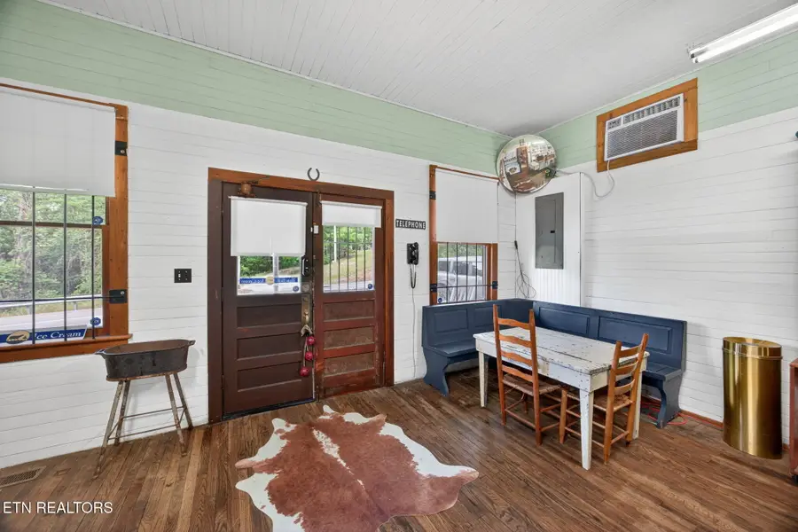 11710 Nashville Hwy, Baxter, TN 38544 - #3