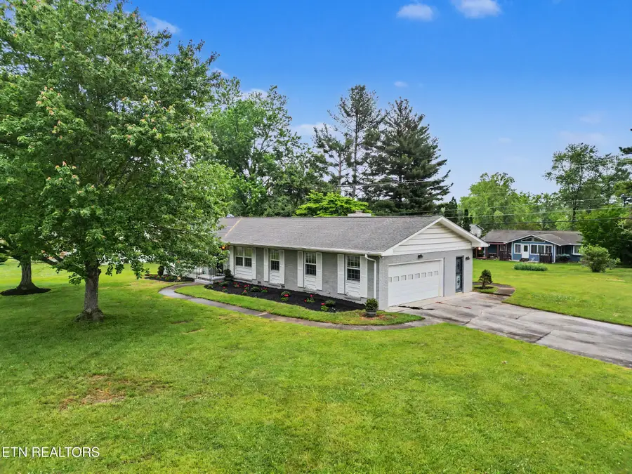 7624 Berkshire Blvd, Powell, TN 37849 - #3