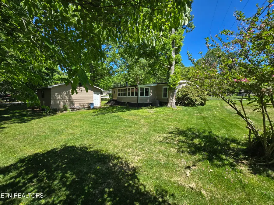 313 Rugby Rd, Crossville, TN 38558 - #3