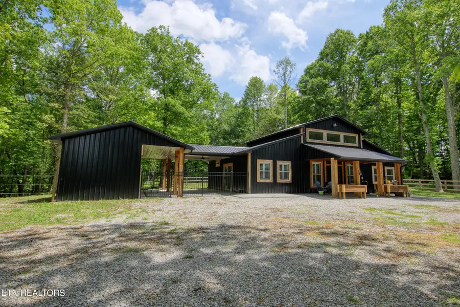 279 Crouch Branch Lane, Allardt, TN 38504 - #2