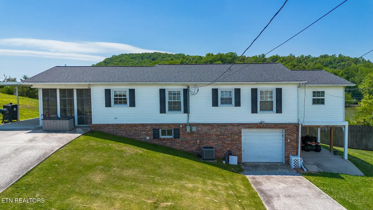 110 Hillcrest Drive, Harriman, TN 37748 - #1