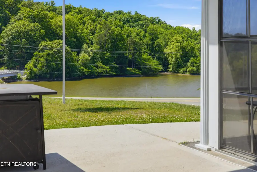 110 Hillcrest Drive, Harriman, TN 37748 - #3