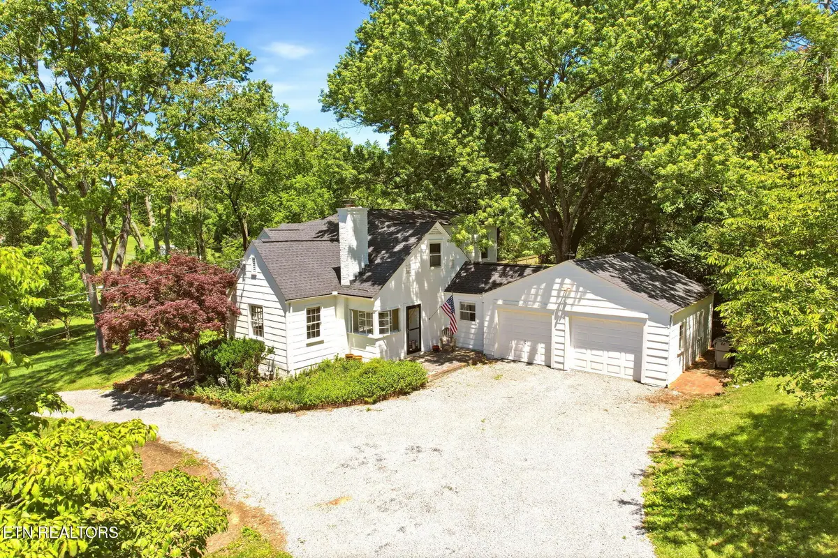 5220 Haynes Sterchi Rd, Knoxville, TN 37912 - #1