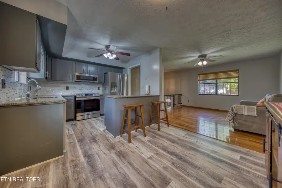 7604 Hawthorne Drive, Knoxville, TN 37919 - #3