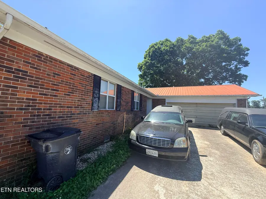 5752 Spencer Hale Rd, Morristown, TN 37813 - #3