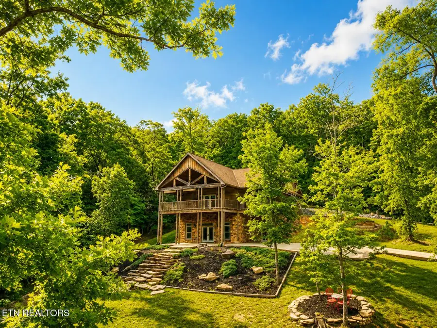 617 Cheyenne Drive, Jamestown, TN 38556 - #2