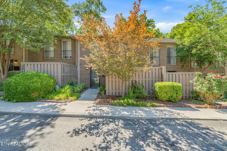 3636 Taliluna Ave #305, Knoxville, TN 37919 - #2