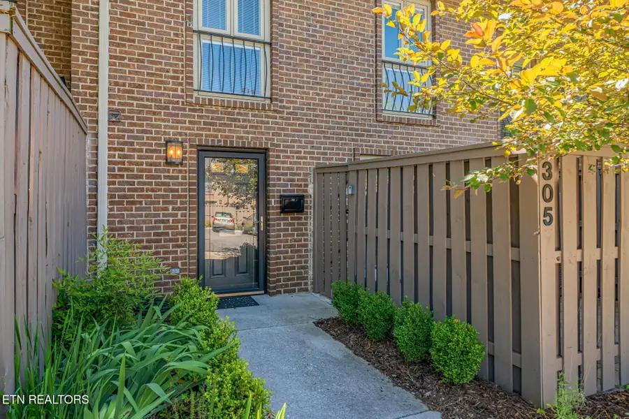 3636 Taliluna Ave #305, Knoxville, TN 37919 - #3
