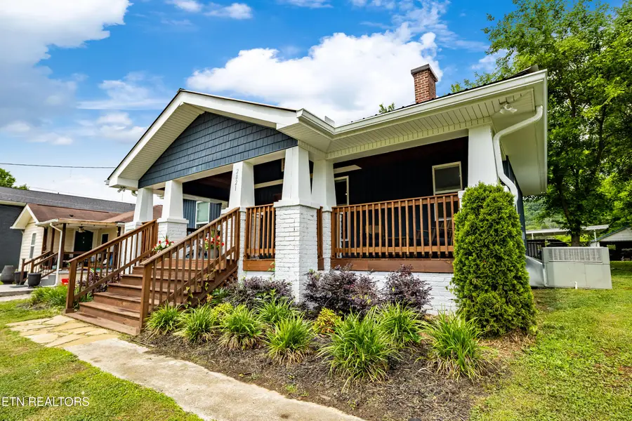2821 NE Valley View Drive, Knoxville, TN 37917 - #2