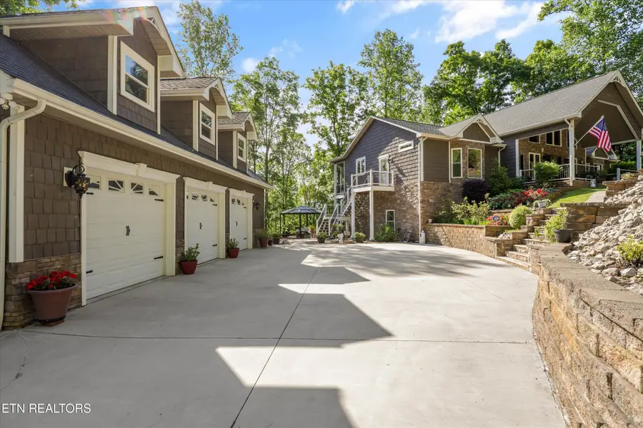 180 Silver Tr, New Tazewell, TN 37825 - #2