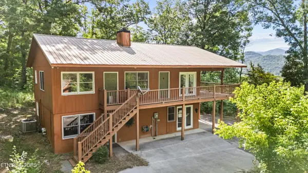 126 Johnson Mountain Way, Townsend, TN 37882