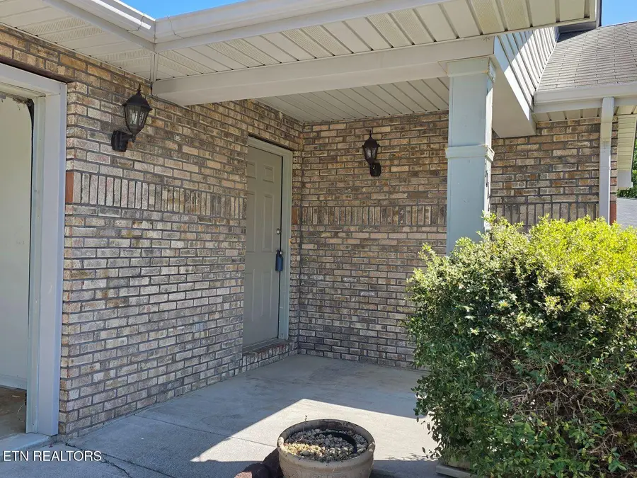 1012 Willow Creek Circle, Maryville, TN 37804 - #2