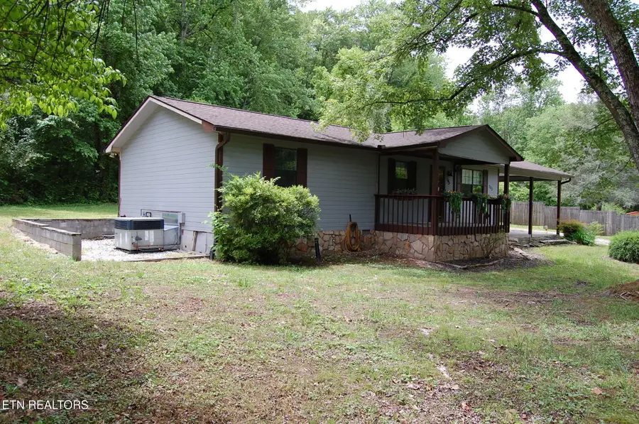 763 Blockhouse Valley Rd, Clinton, TN 37716 - #2