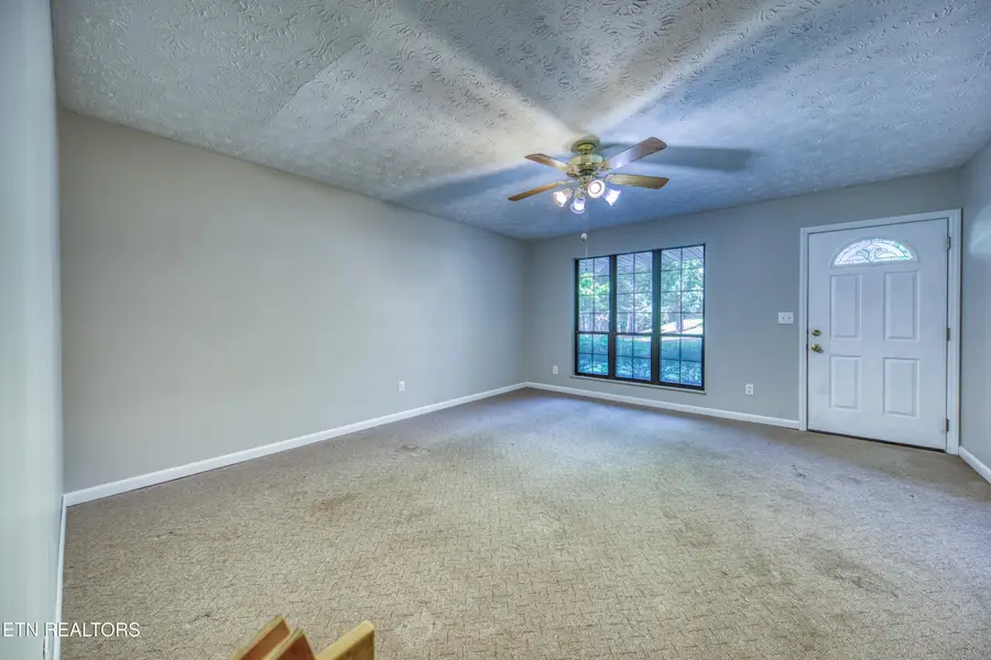 4521 Crestfield Rd, Knoxville, TN 37921 - #3