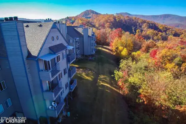1260 Ski View Drive #APT2206, Gatlinburg, TN 37738