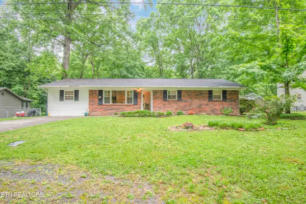 223 White Oak Lane, Heiskell, TN 37754