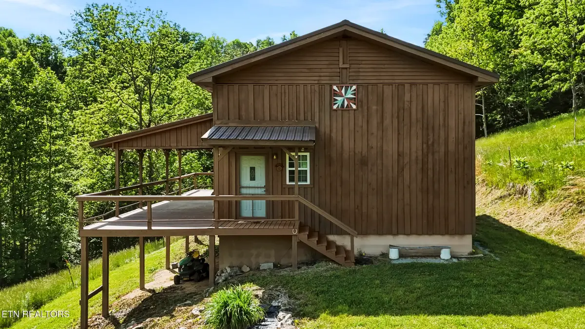 3609 Cave Springs Rd, Tazewell, TN 37879 - #1