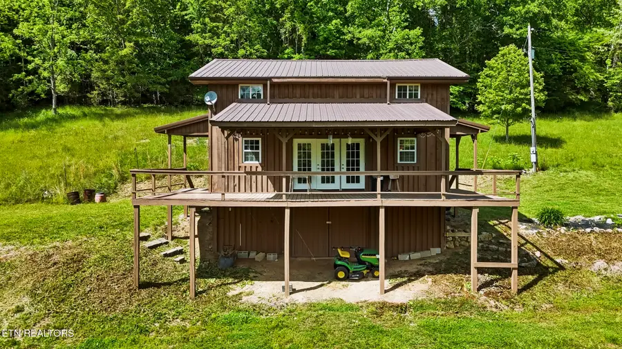 3609 Cave Springs Rd, Tazewell, TN 37879 - #3