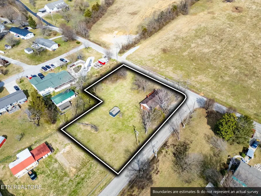 106 Butter & Egg Rd, Jacksboro, TN 37757 - #3