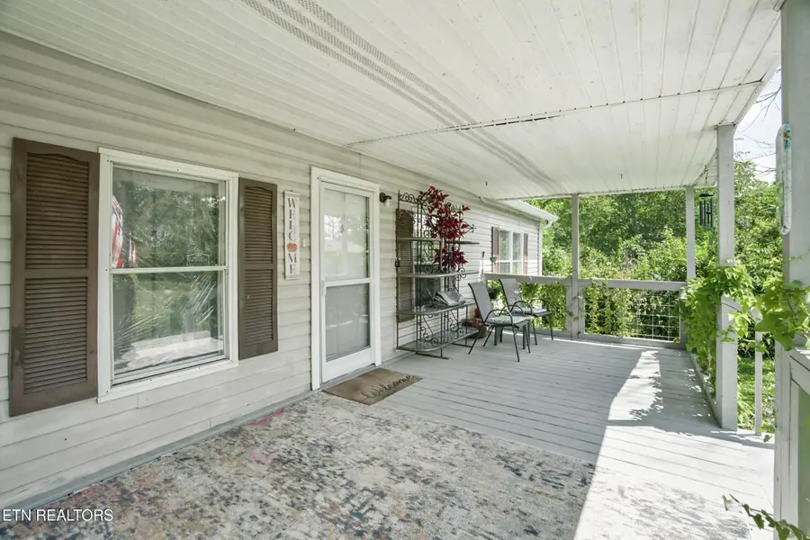 1047 Phillips Drive, Monterey, TN 38574 - #2