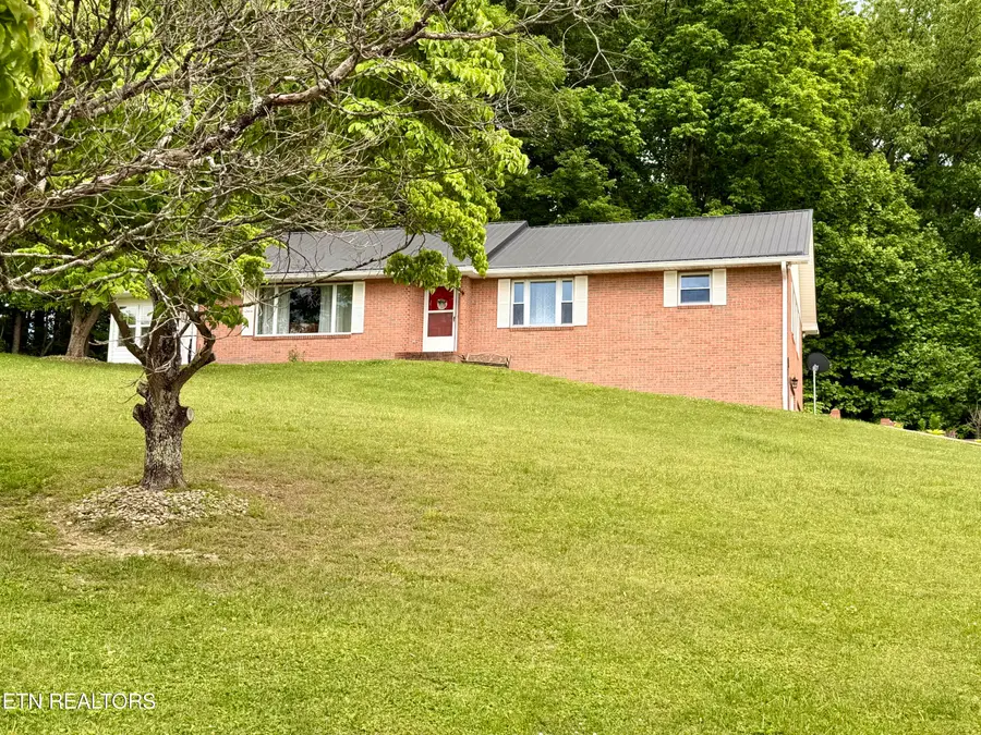 688 Stiner Lane, Lafollette, TN 37766 - #3