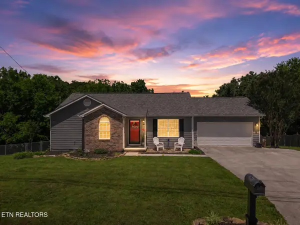 6055 Warrenpark Lane, Knoxville, TN 37912