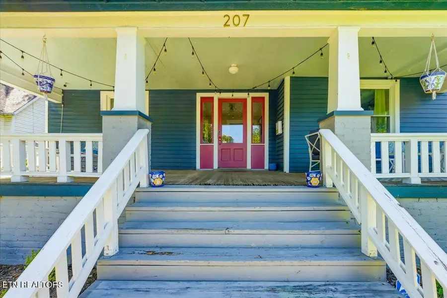 207 E Oak Hill Ave, Knoxville, TN 37917 - #3