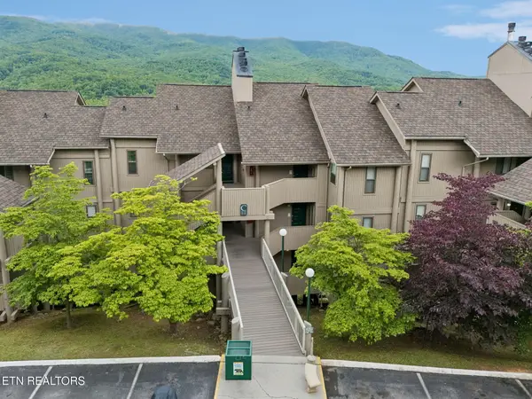 3710 Weber Rd #UNIT 303-C, Gatlinburg, TN 37738