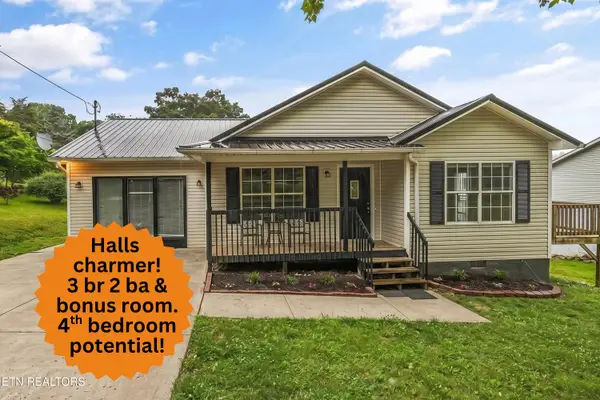 8002 Hill Rd, Knoxville, TN 37938