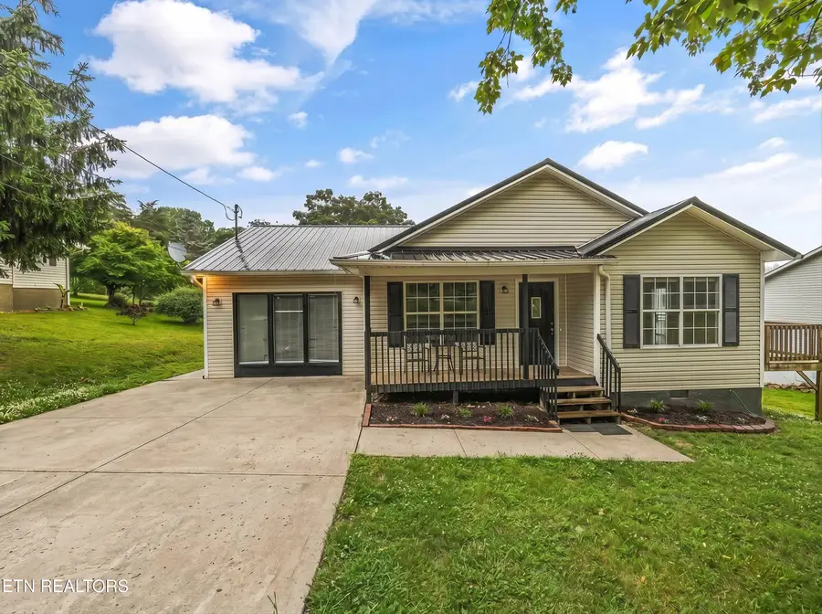 8002 Hill Rd, Knoxville, TN 37938 - #3